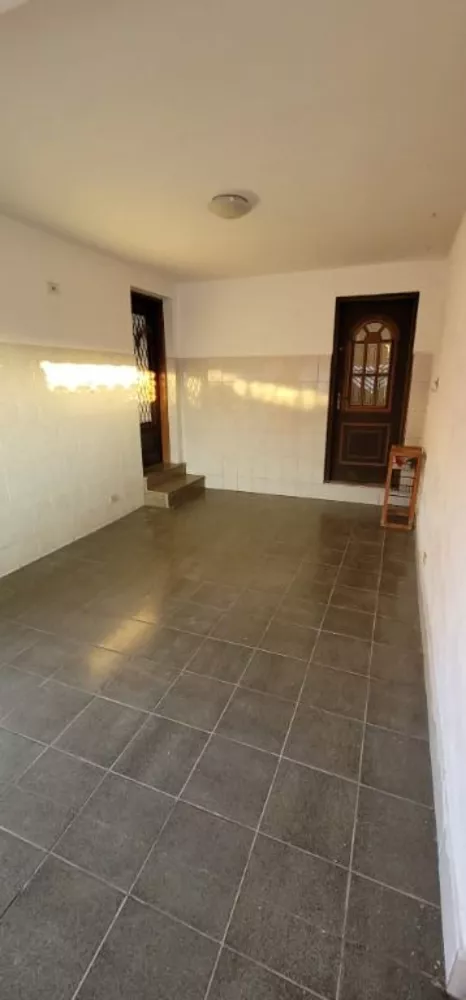 Casa à venda com 4 quartos, 223m² - Foto 4