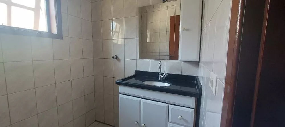 Casa à venda com 4 quartos, 176m² - Foto 7