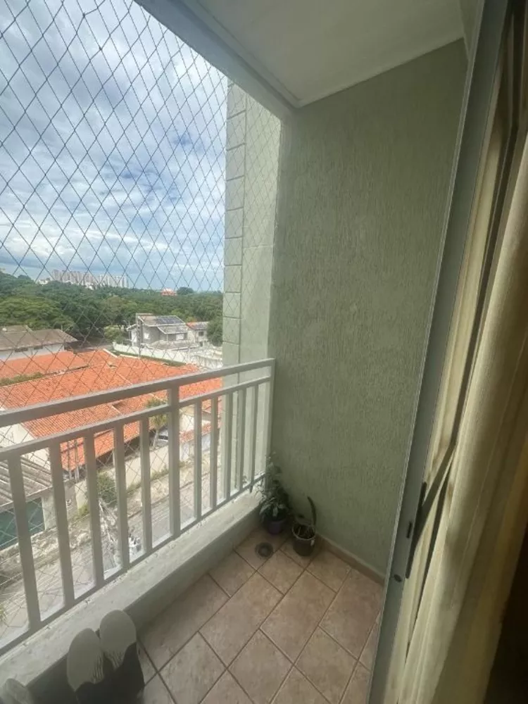 Apartamento à venda com 3 quartos, 75m² - Foto 2