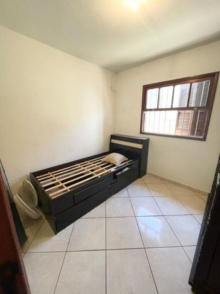 Casa, 3 quartos, 209 m² - Foto 2