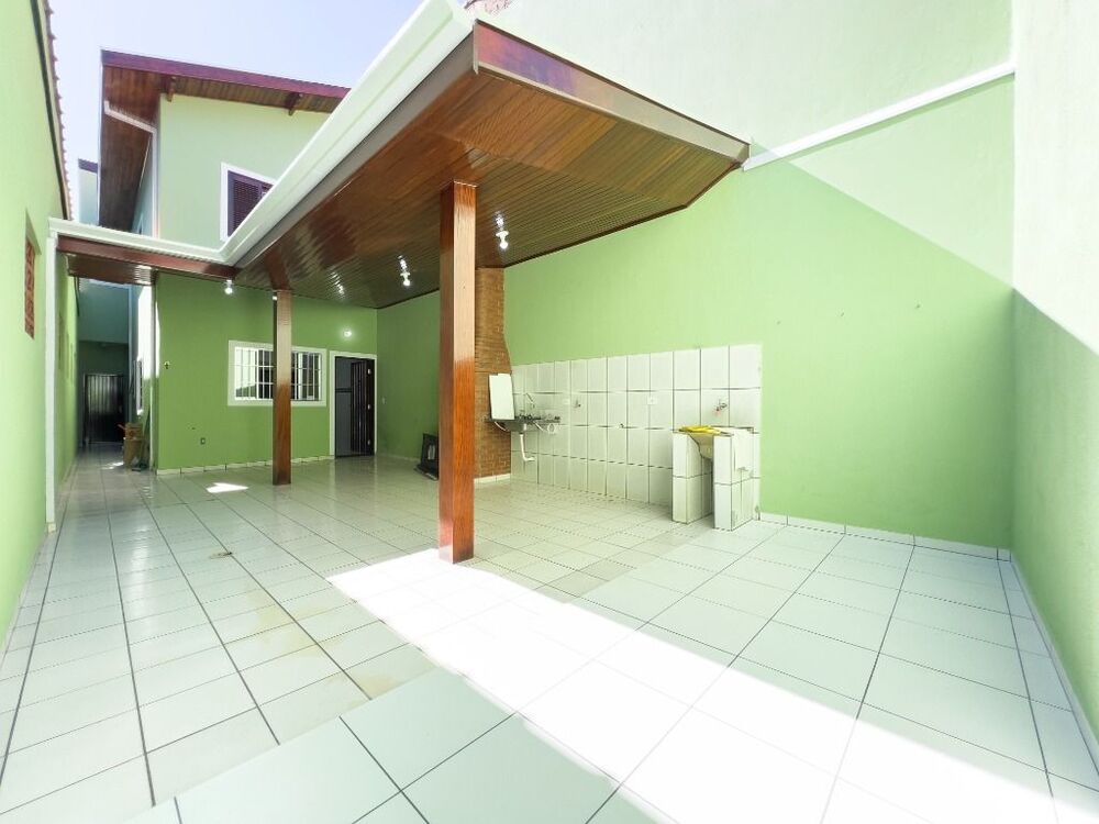 Sobrado, 3 quartos, 179 m² - Foto 1