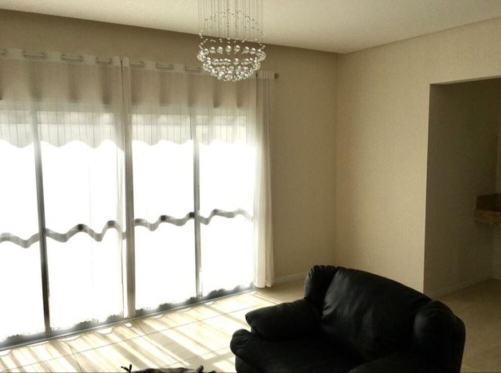 Sobrado à venda com 4 quartos, 289m² - Foto 1