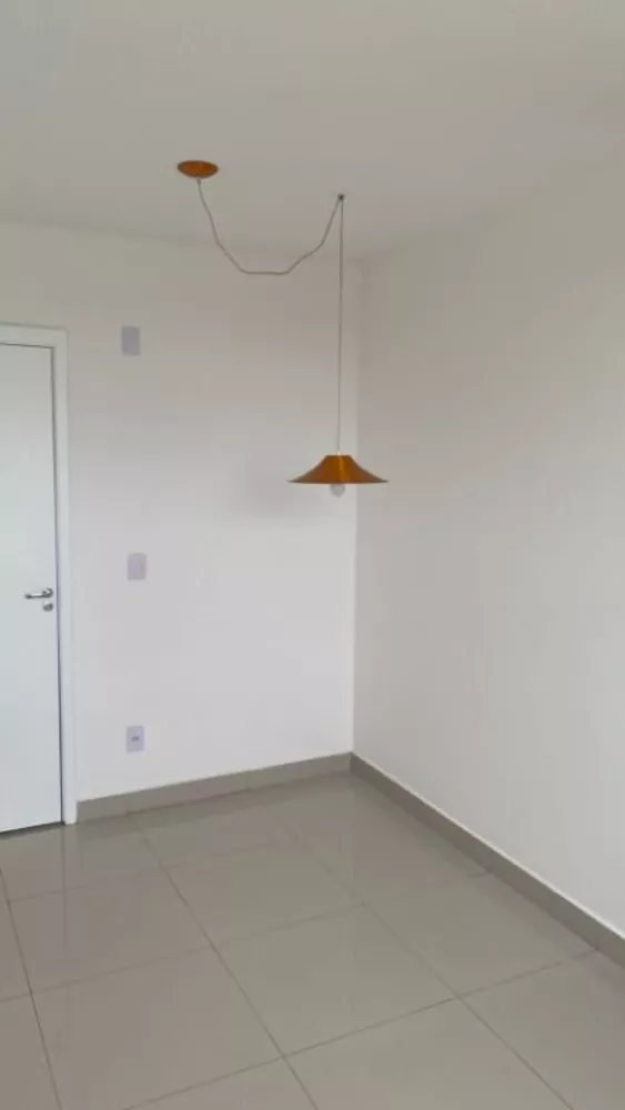 Apartamento à venda com 2 quartos, 44m² - Foto 2