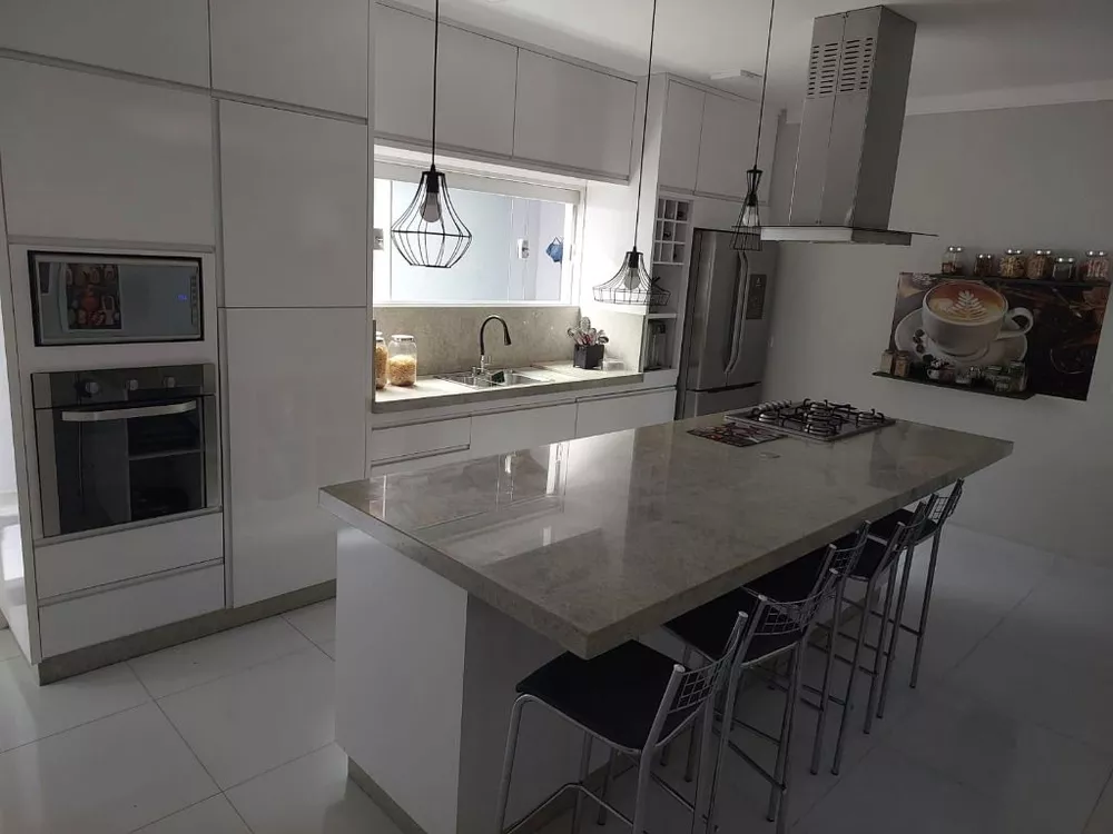 Sobrado à venda com 3 quartos, 120m² - Foto 3