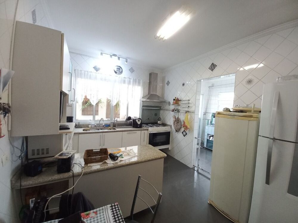 Sobrado à venda com 4 quartos, 300m² - Foto 22