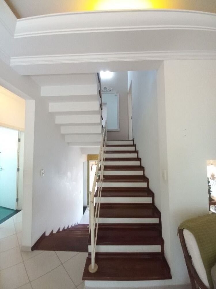Sobrado à venda com 4 quartos, 300m² - Foto 27