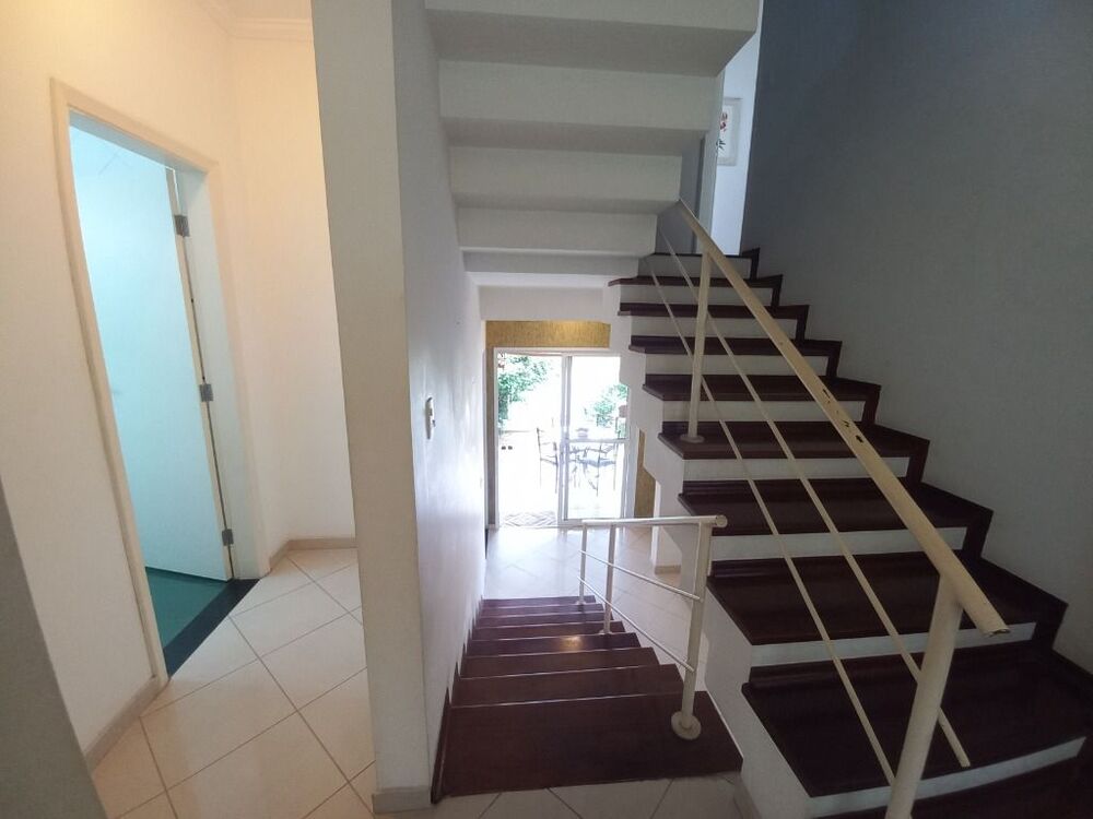 Sobrado à venda com 4 quartos, 300m² - Foto 16