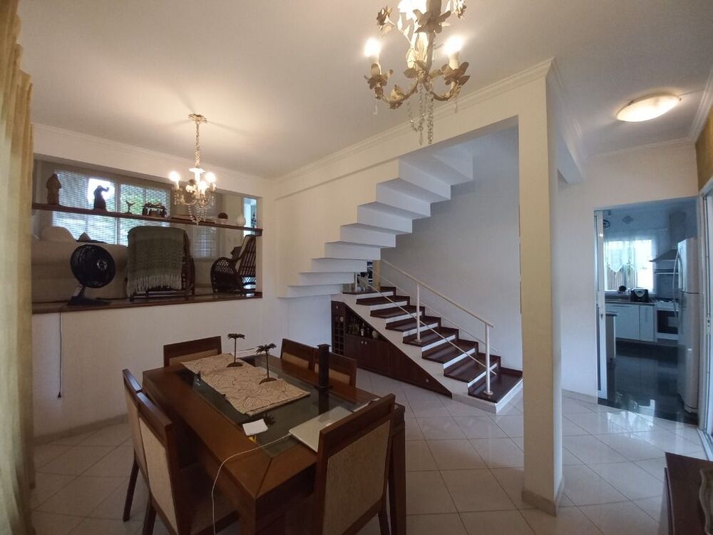 Sobrado à venda com 4 quartos, 300m² - Foto 18