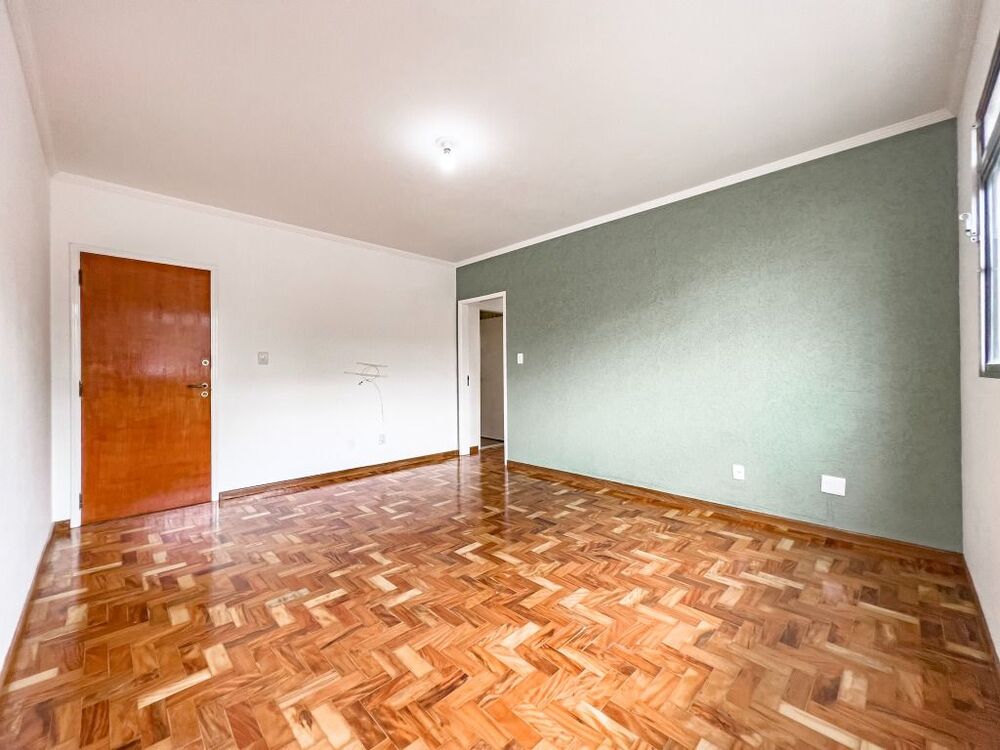 Apartamento para alugar com 3 quartos, 90m² - Foto 2