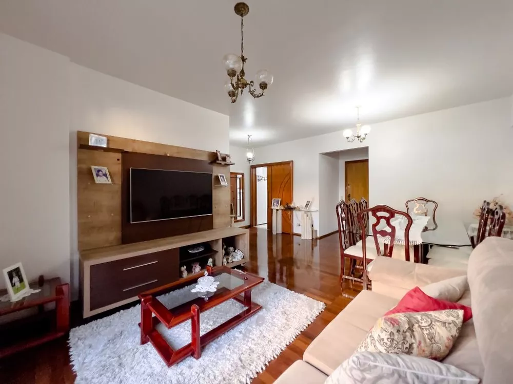 Apartamento à venda com 3 quartos, 115m² - Foto 4