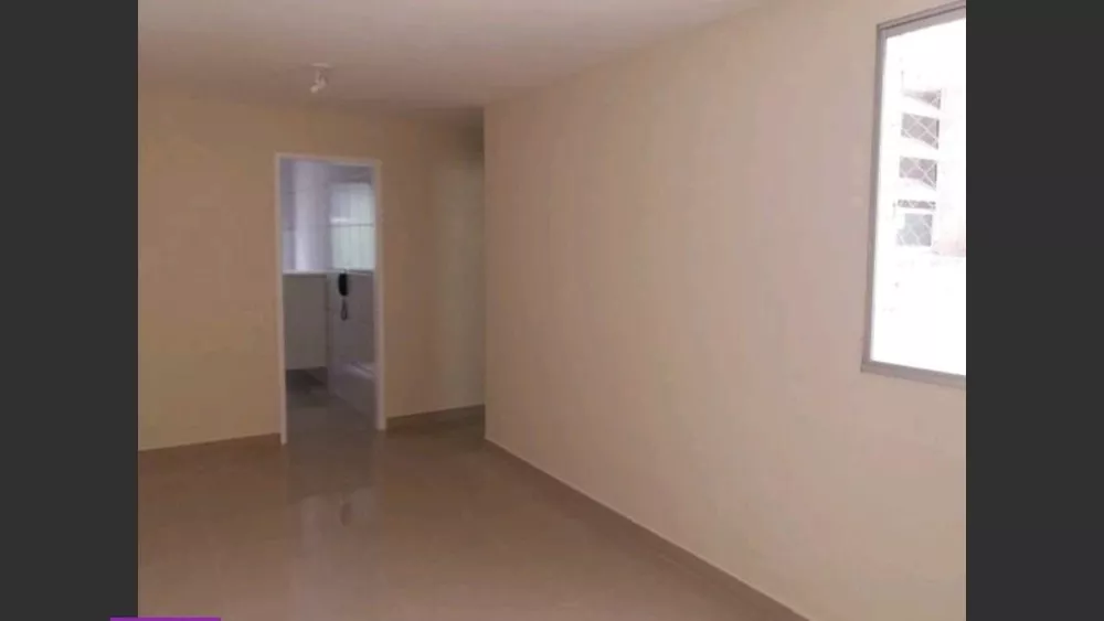 Apartamento à venda com 3 quartos, 60m² - Foto 2