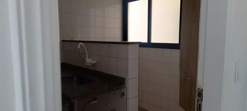 Apartamento para alugar com 2 quartos, 50m² - Foto 2