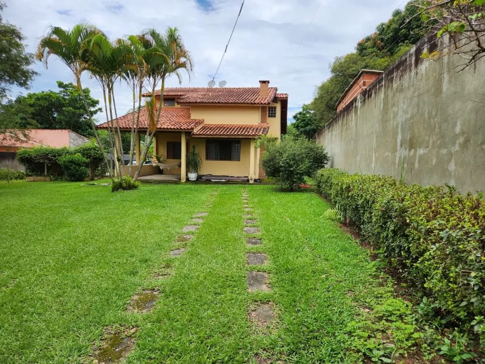 Chácara à venda com 4 quartos, 1704m² - Foto 1