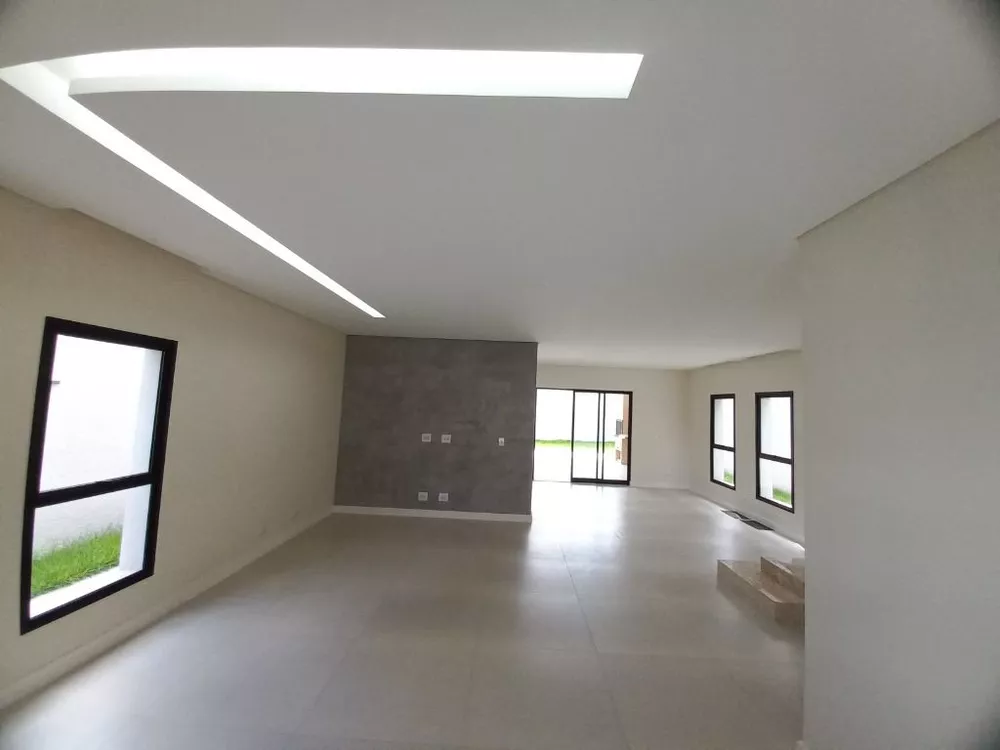 Sobrado à venda com 3 quartos, 244m² - Foto 7