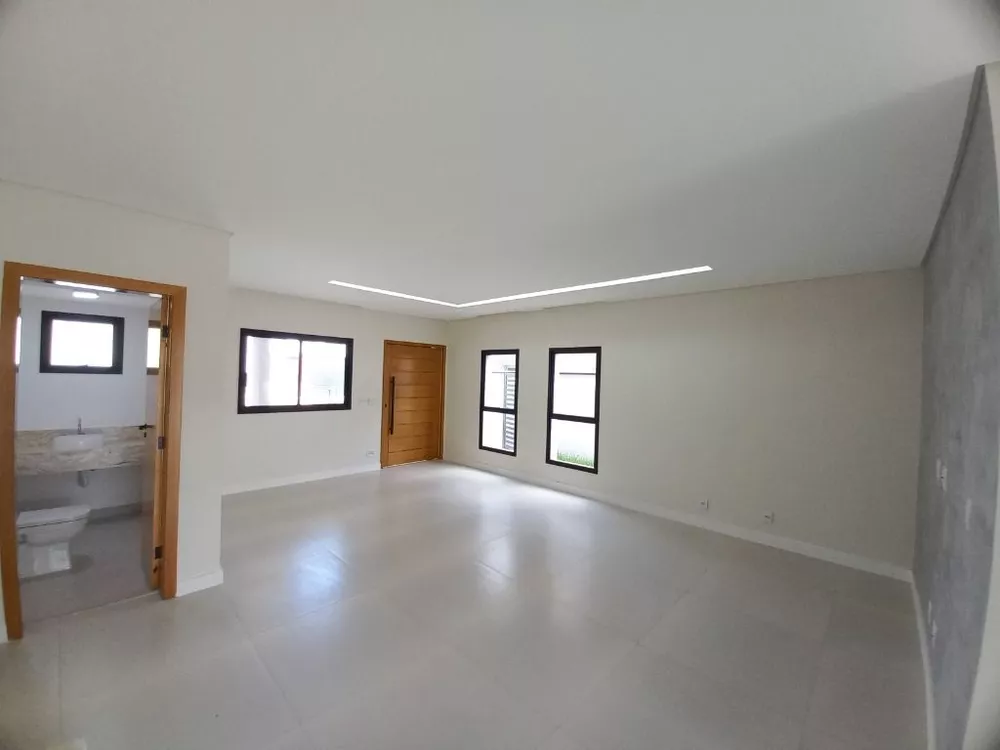 Sobrado à venda com 3 quartos, 244m² - Foto 8