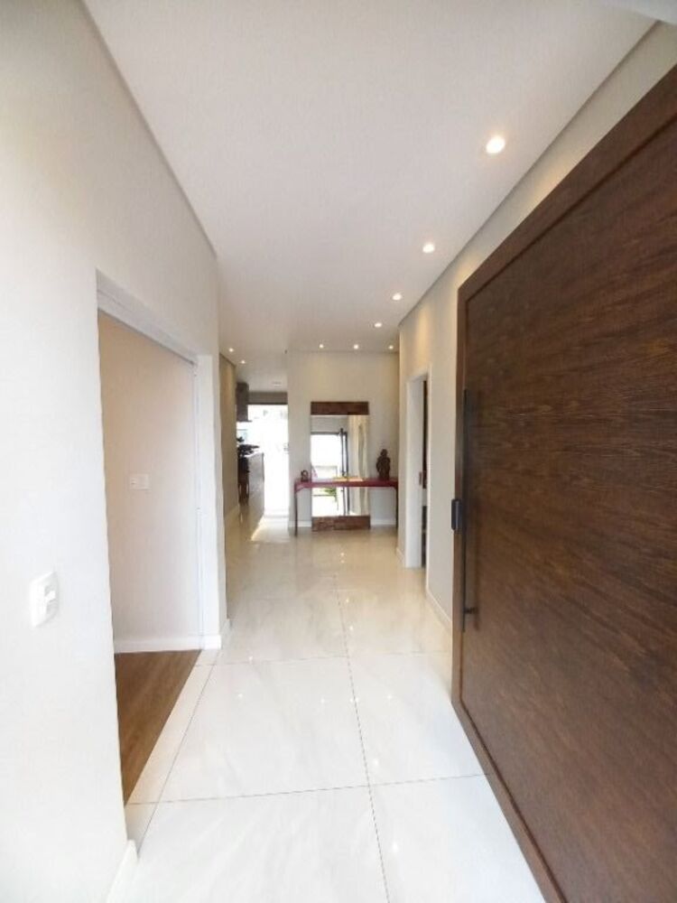 Casa de Condomínio à venda com 5 quartos, 400m² - Foto 1