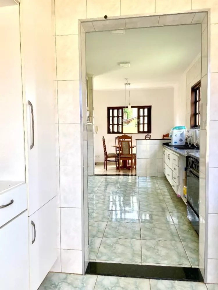 Sobrado à venda com 5 quartos, 230m² - Foto 4