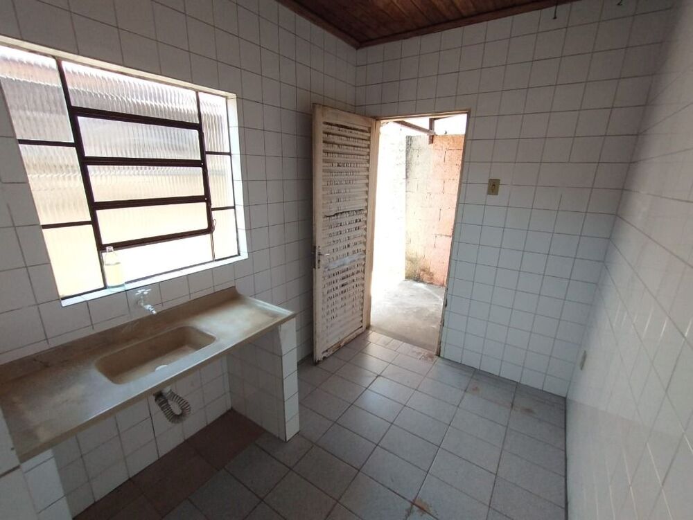 Casa, 6 quartos, 143 m² - Foto 6