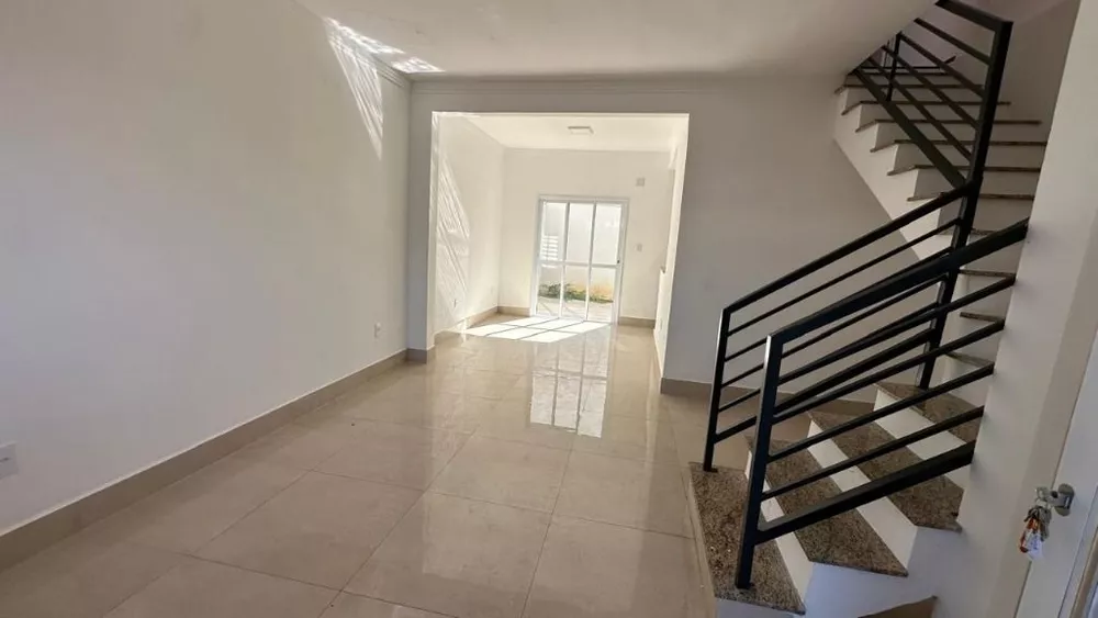 Sobrado à venda com 3 quartos, 107m² - Foto 4