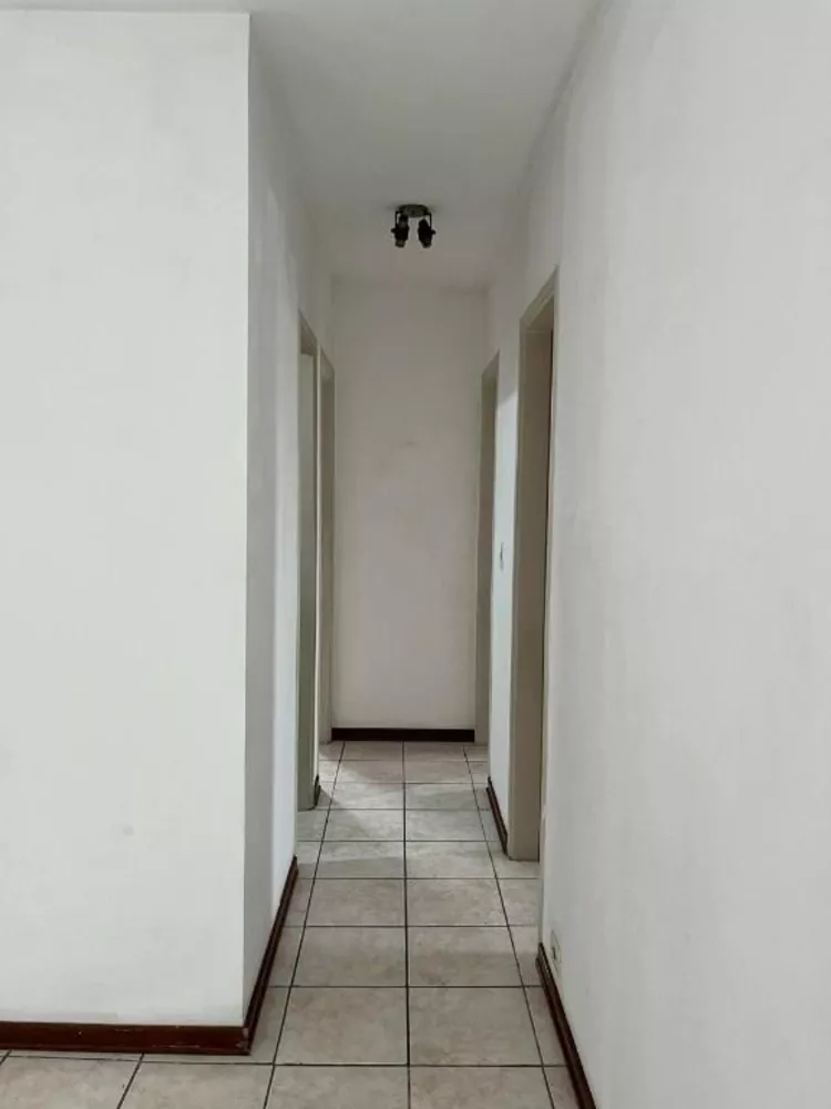 Apartamento para alugar com 3 quartos, 115m² - Foto 4