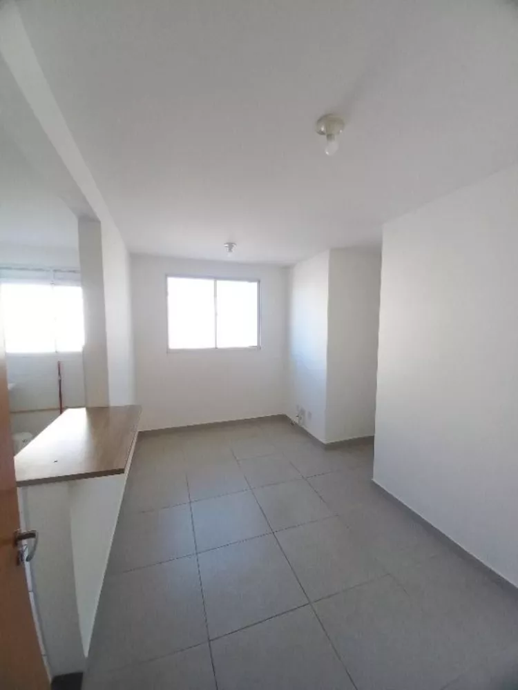 Apartamento à venda com 2 quartos, 47m² - Foto 2