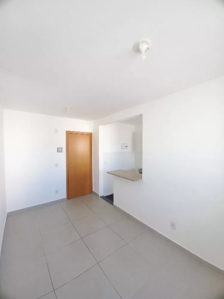 Apartamento à venda com 2 quartos, 47m² - Foto 3