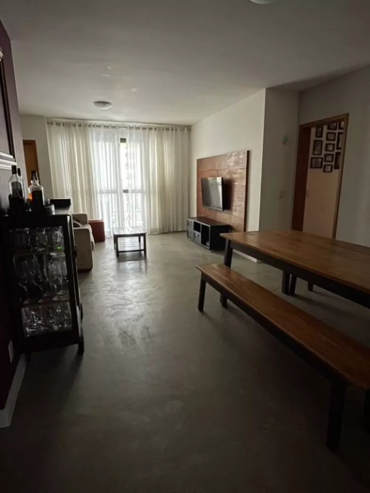 Apartamento à venda com 4 quartos, 154m² - Foto 1