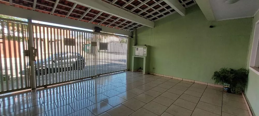 Sobrado à venda com 4 quartos, 173m² - Foto 1