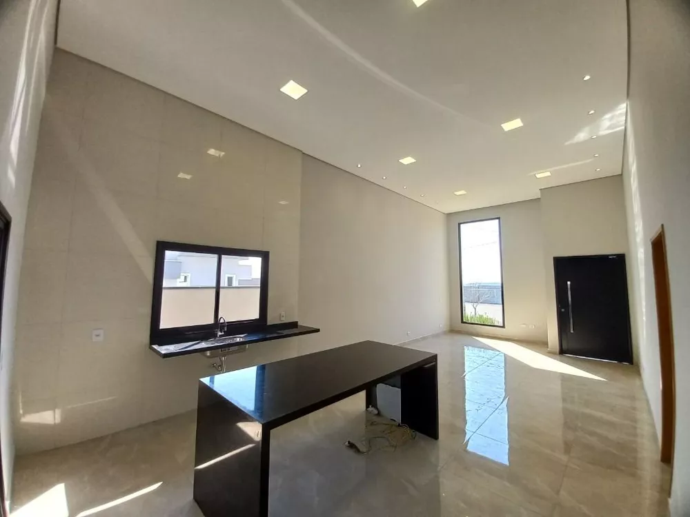 Casa de Condomínio à venda com 3 quartos, 170m² - Foto 1