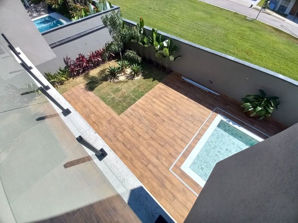 Sobrado, 5 quartos, 435 m² - Foto 1