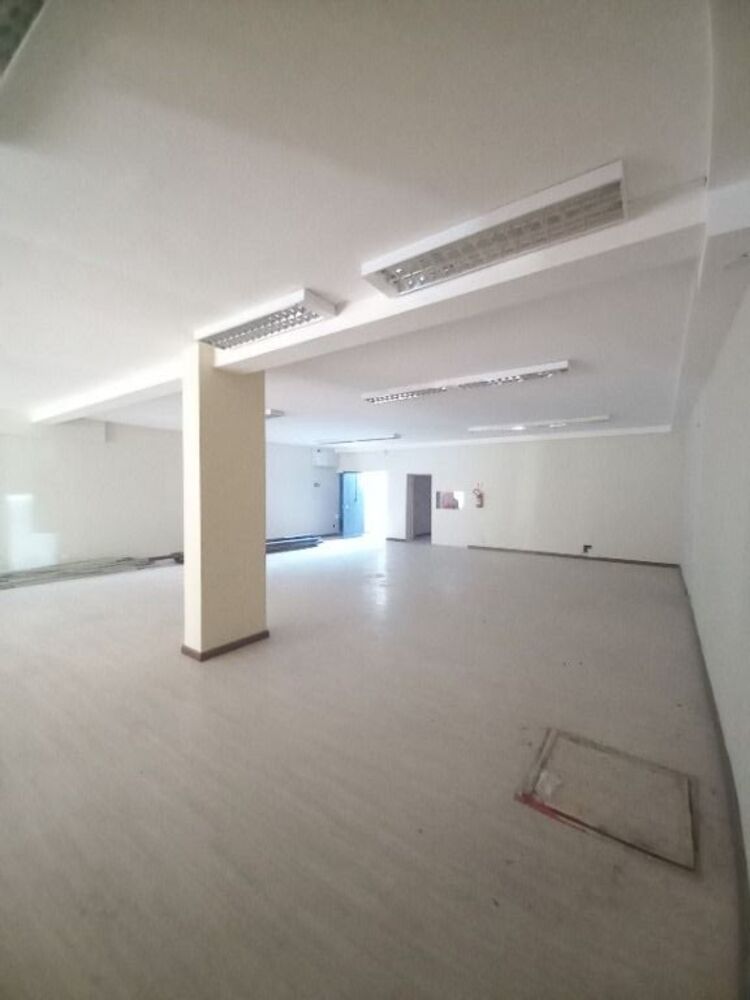 Loja-Salão para alugar, 200m² - Foto 2