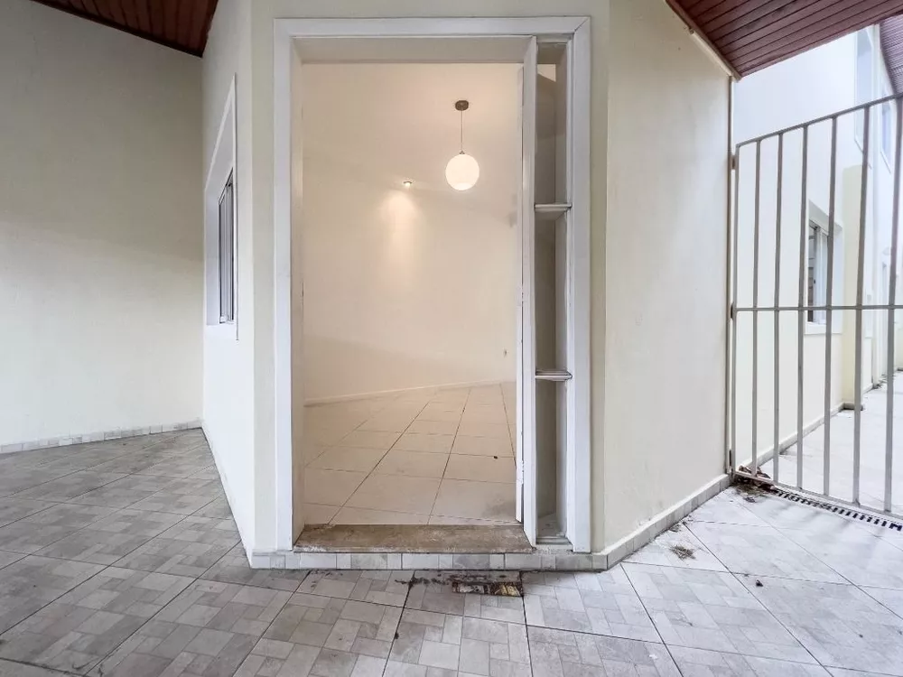 Sobrado para alugar com 3 quartos, 140m² - Foto 4