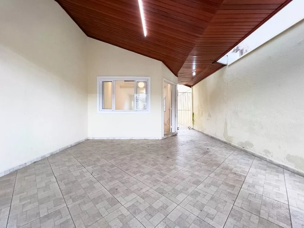 Sobrado para alugar com 3 quartos, 140m² - Foto 2