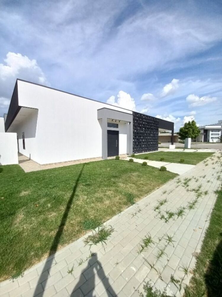 Casa de Condomínio à venda com 4 quartos, 238m² - Foto 3