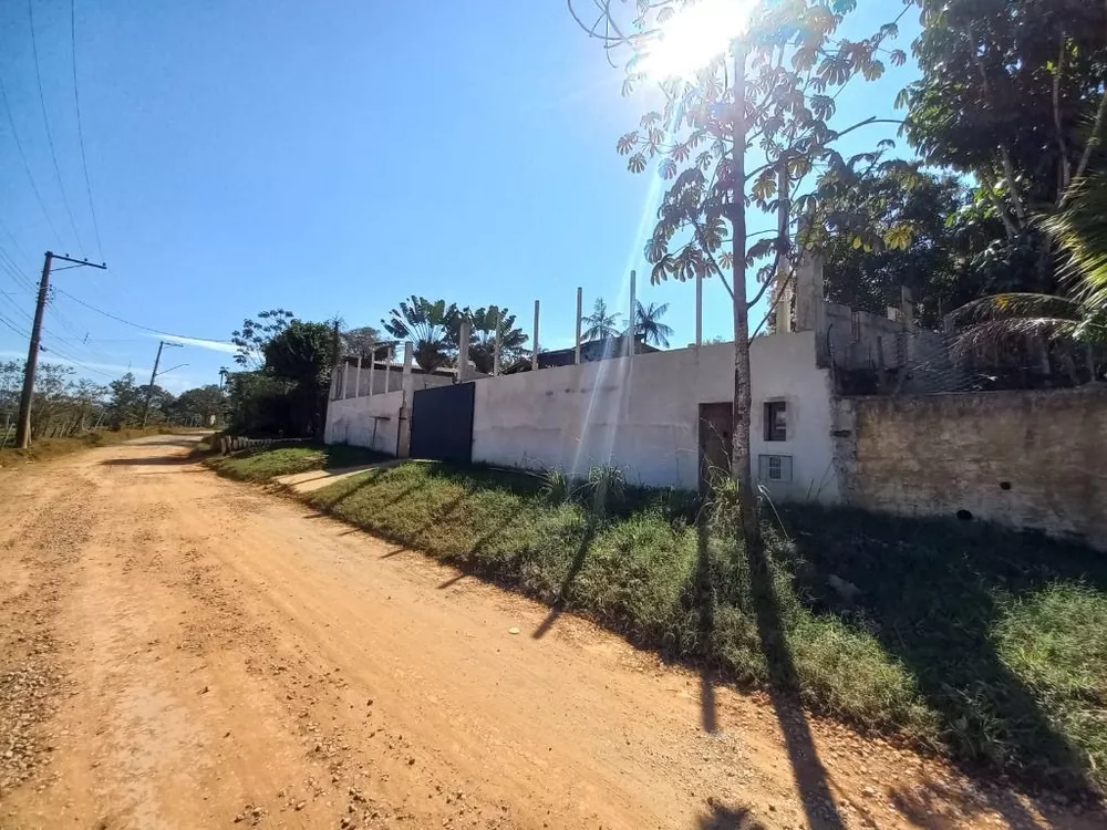 Chácara à venda com 4 quartos, 1000m² - Foto 3