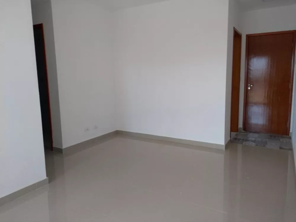 Apartamento à venda com 2 quartos, 62m² - Foto 2