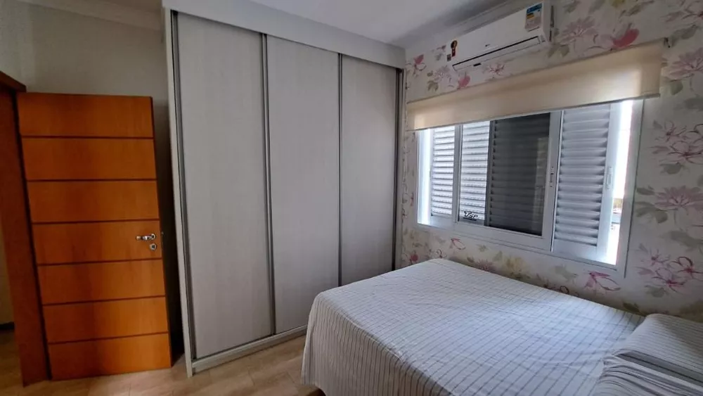 Sobrado, 3 quartos, 248 m² - Foto 4