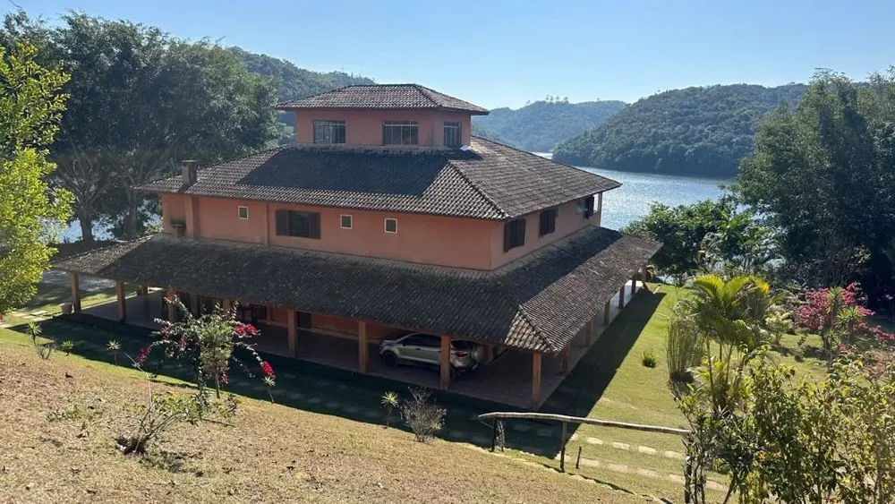 Chácara à venda com 7 quartos, 24000m² - Foto 1