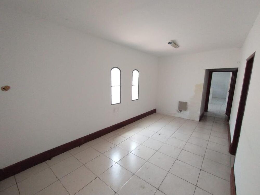 Casa, 4 quartos, 200 m² - Foto 3