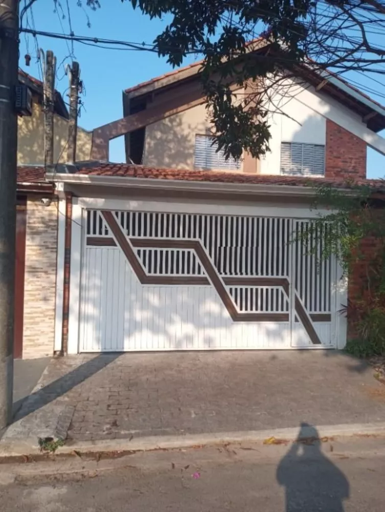 Sobrado à venda com 3 quartos, 105m² - Foto 1