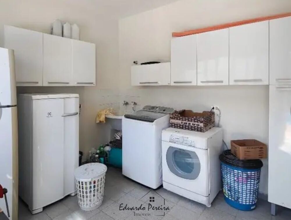 Sobrado, 3 quartos, 228 m² - Foto 2