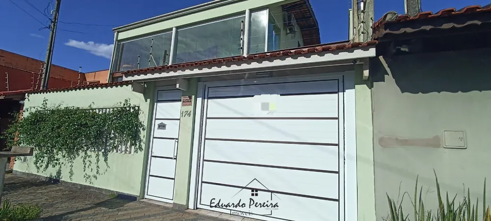 Sobrado, 3 quartos, 228 m² - Foto 1