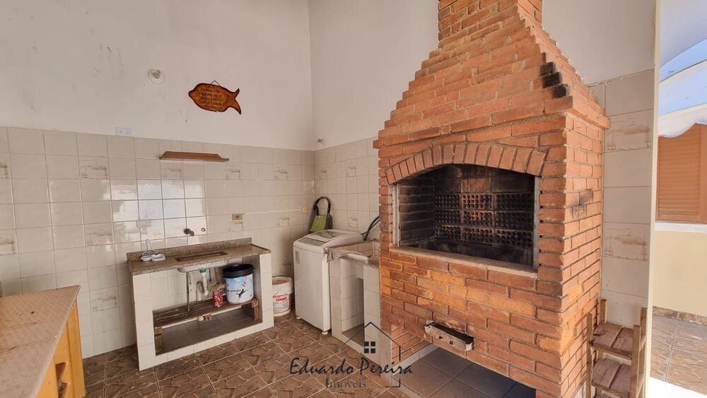 Casa para alugar com 3 quartos, 149m² - Foto 4