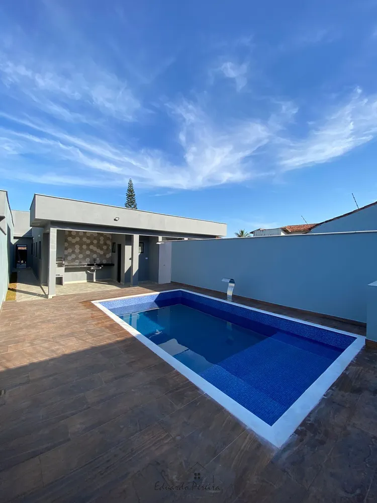 Casa, 3 quartos, 90 m² - Foto 1