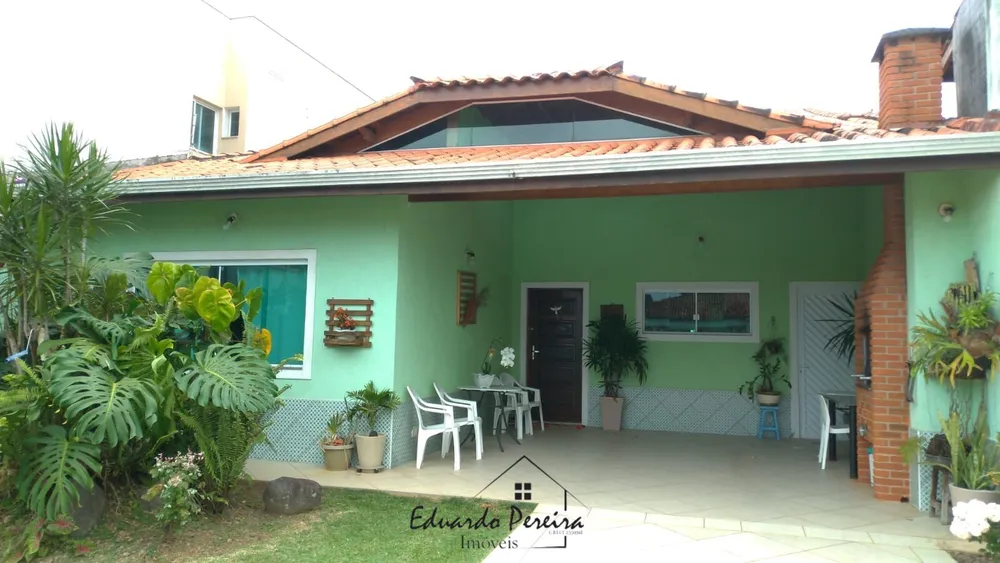 Casa, 3 quartos, 179 m² - Foto 2