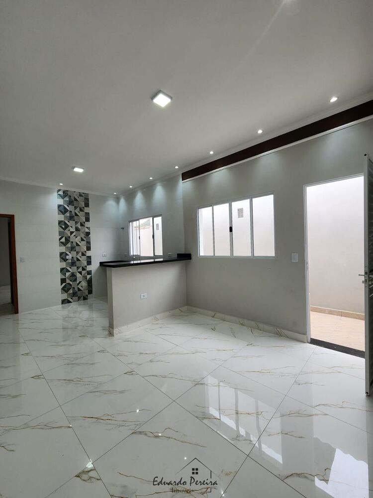 Casa, 3 quartos, 79 m² - Foto 1