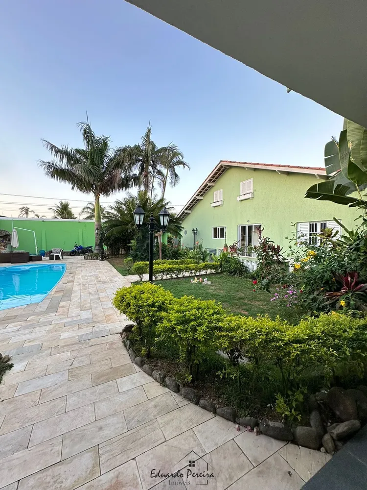 Casa, 4 quartos, 274 m² - Foto 2