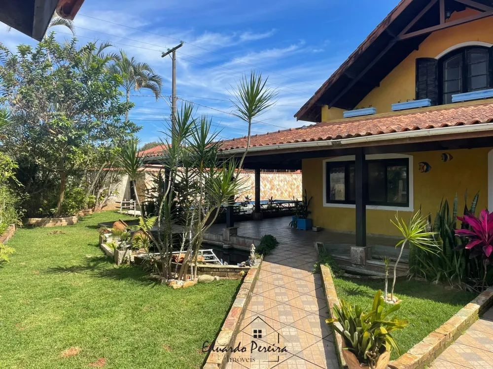 Casa, 3 quartos, 284 m² - Foto 2