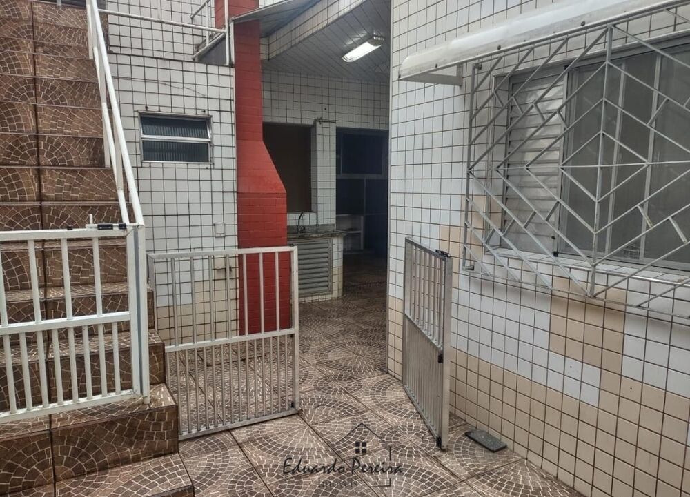 Sobrado, 2 quartos, 226 m² - Foto 1