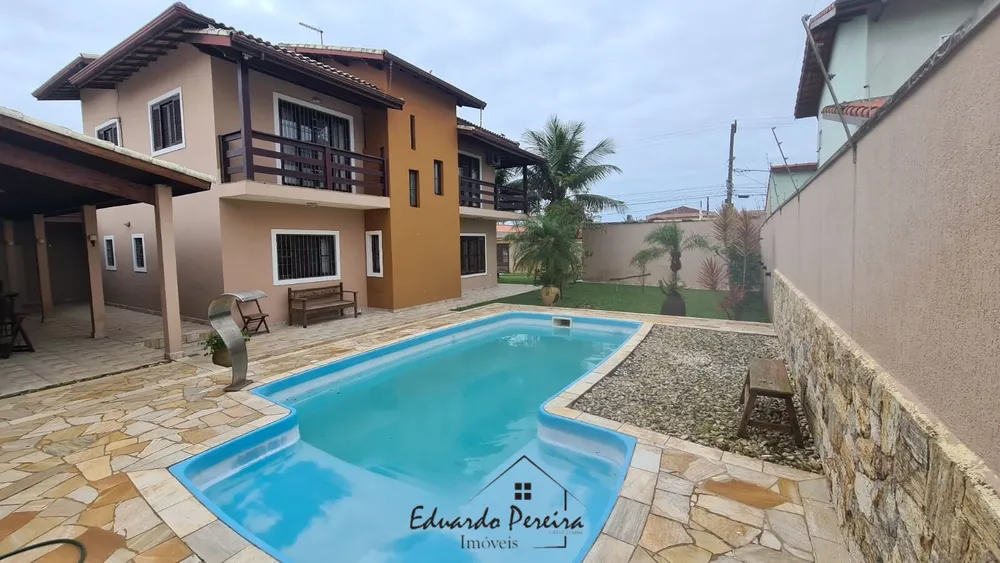 Sobrado, 4 quartos, 231 m² - Foto 1